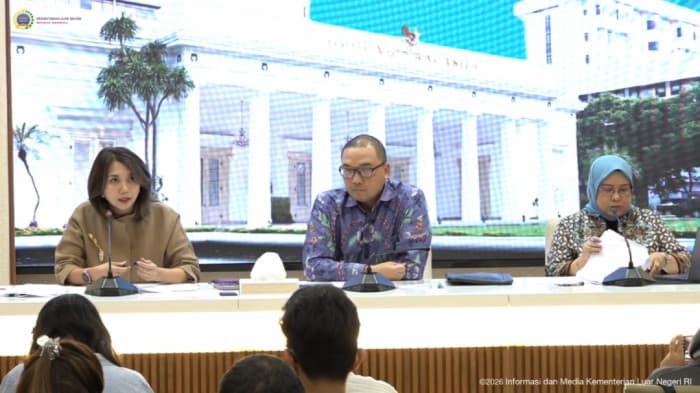 Kemlu Fokus Lindungi WNI di Tengah Eskalasi Timur Tengah