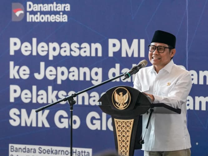 Lepas 200 PMI, Menko Muhaimin: SMK Go Global Kunci Ekspansi TKI