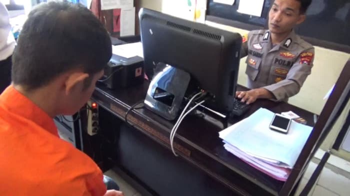 Satres Narkoba Polres Solok Berhasil Tangkap Kurir Sabu 