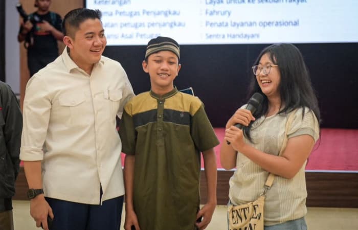 Tinjau Sekolah Rakyat, Teddy Pastikan Pendidikan Layak untuk Semua Anak