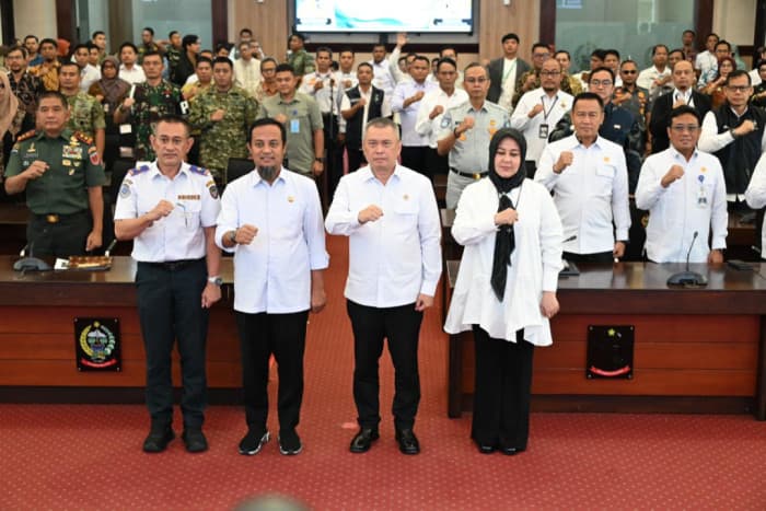 Menhub Perkuat Sinergi Transportasi Lebaran di Sulawesi Selatan