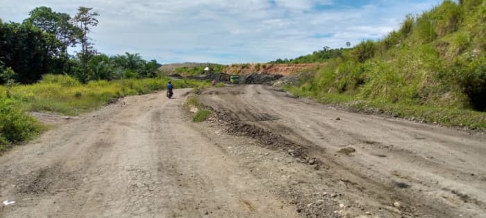 Sepanjang 2,6 KM Jalan Provinsi Bengkulu Hancur, Diduga Akibat Penambangan Batubara