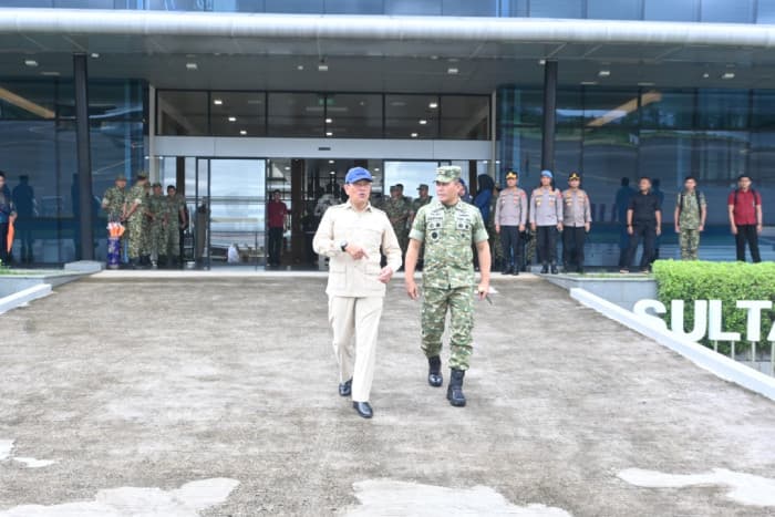 Danlanud Sultan Hasanuddin Sambut Kunjungan Kerja Wamenhan RI di Makassar