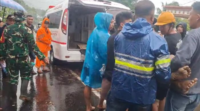 Banjir Bandang di Kepulauan Sitaro Tewaskan 9 Orang, 5 Warga Masih Dicari