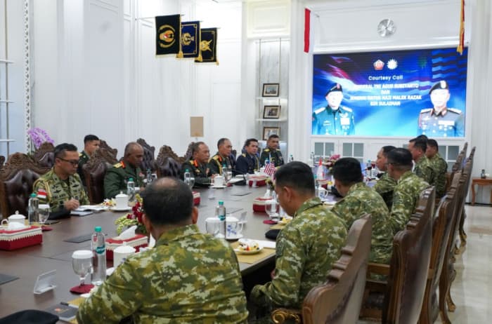 Indonesia–Malaysia Pererat Kemitraan Militer Lewat Pertemuan Panglima
