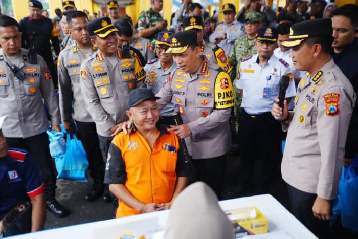 Kapolri Tinjau Terminal Purabaya, Prediksi Puncak Arus Balik Mudik 17–20 Maret 2026