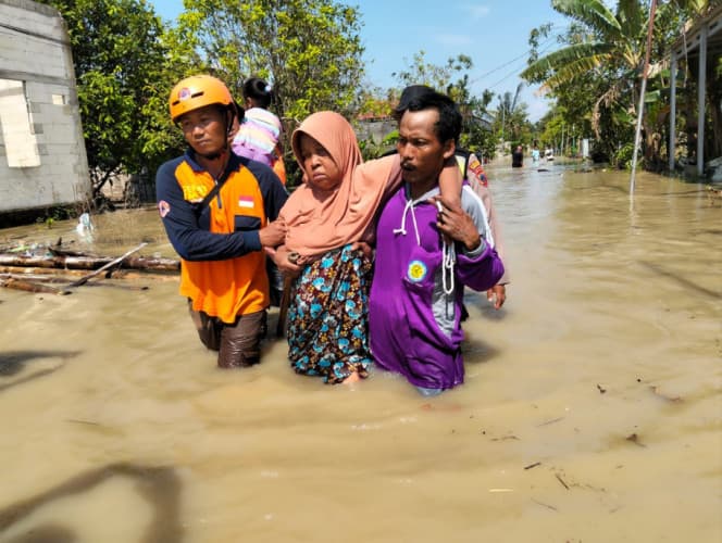 Jumlah Pengungsi Banjir Demak Jadi 2.839 Jiwa